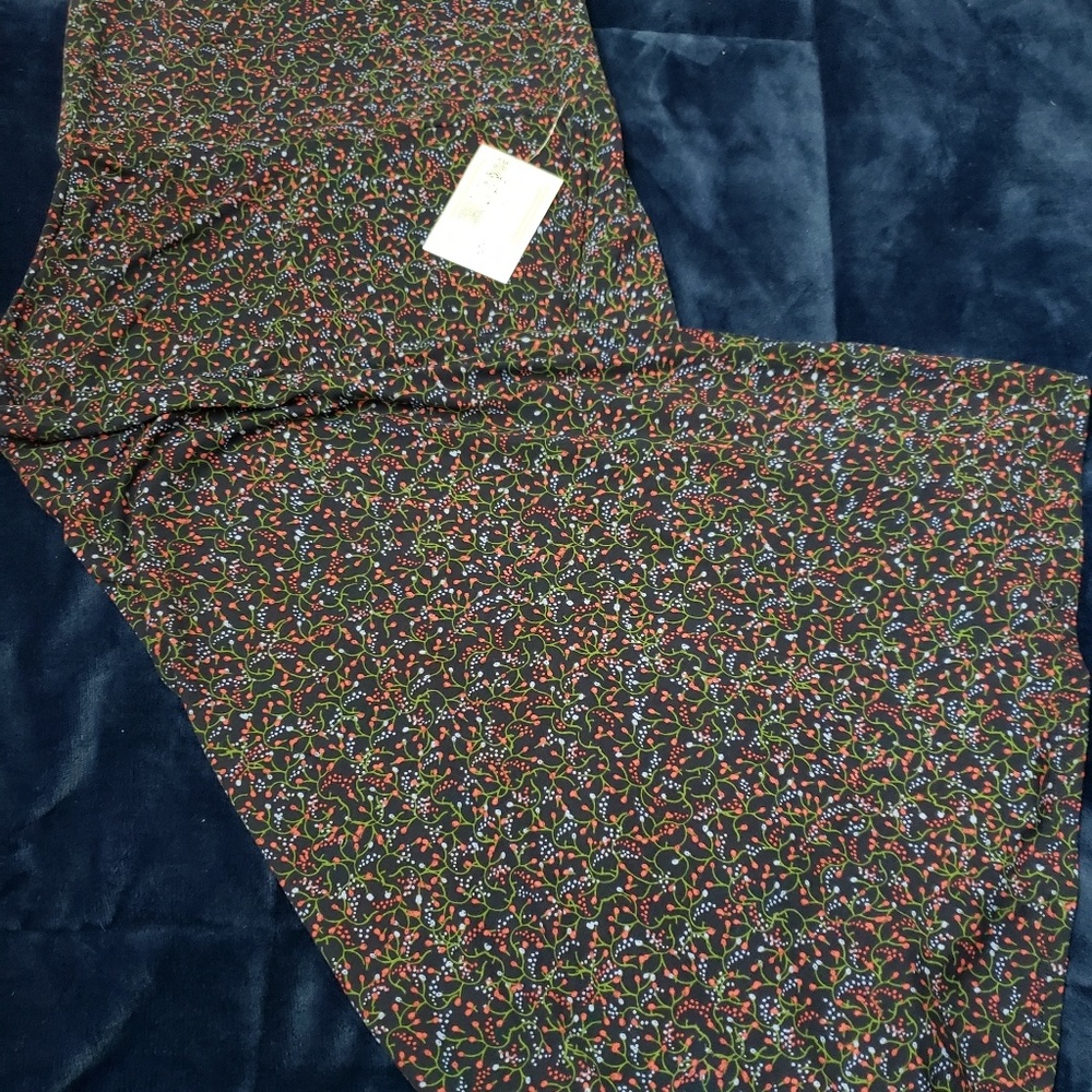 Large Maxi NWT lularoe